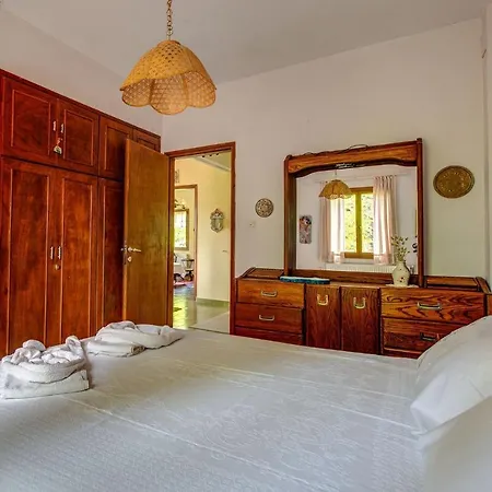 Villa #villa Tulip By Halu! Villas Fourka